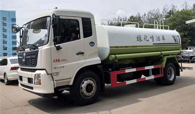 国六东风天锦15吨环卫洒水车_绿化喷洒车_程力洒水车