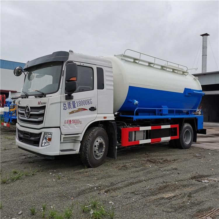 15吨陕汽德龙真空吸污车