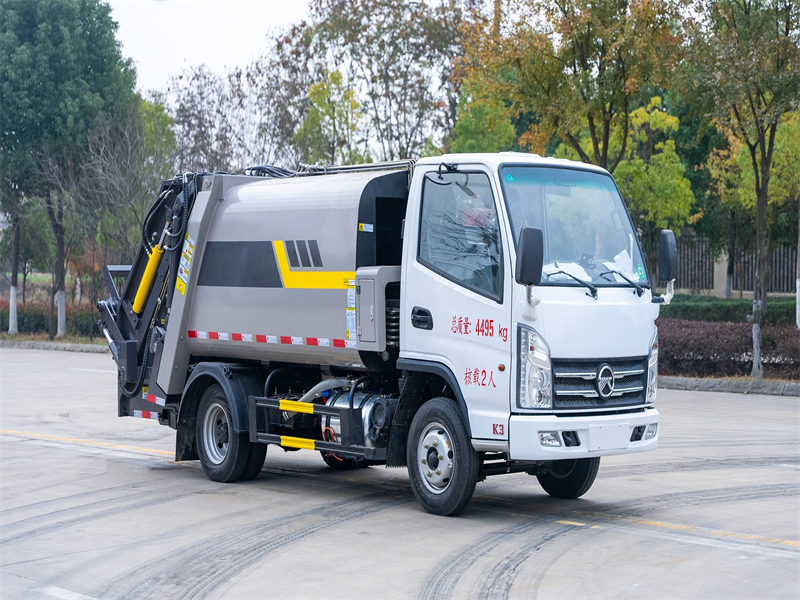 KLF5041ZYSK6压缩垃圾车,凯马地下室5方垃圾车