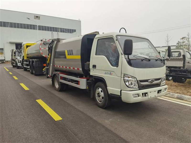 能进地下停车场的压缩垃圾车多少钱