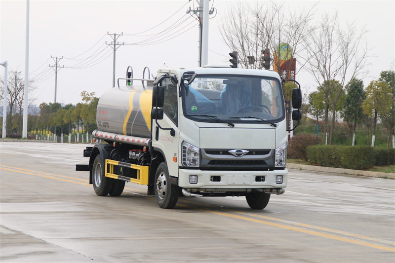 福田5方洒水车,绿化喷洒车