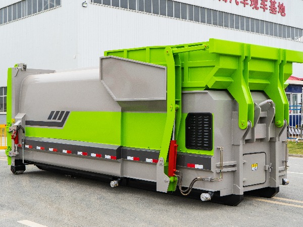 8-20方移动压缩垃圾站