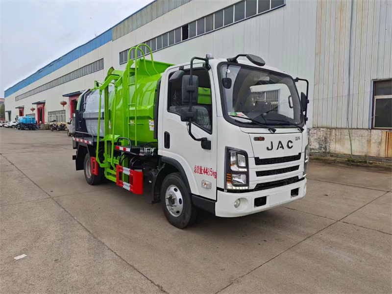 江淮蓝牌8方餐厨垃圾车解决餐厨垃圾难题