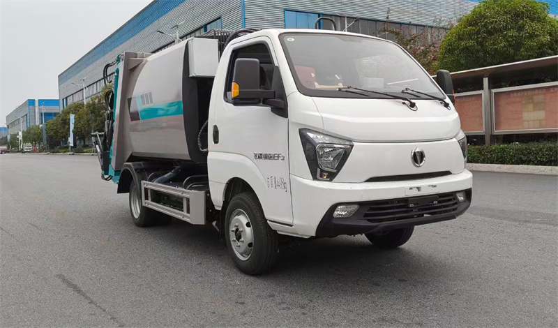 5方飞碟缔途纯电动压缩垃圾车可进地下室的好伙伴