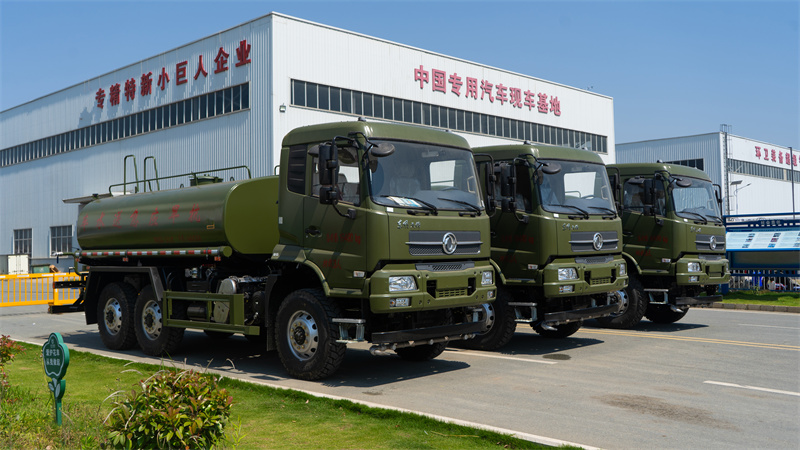 客户回购东风天锦六驱抗旱送水车