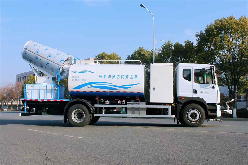 12吨东风多利卡D9纯电动抑尘车