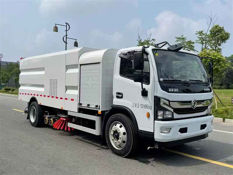 10方东风凯普特纯电动道路洗扫车