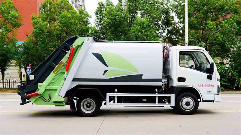 6方跃进纯电动压缩垃圾车