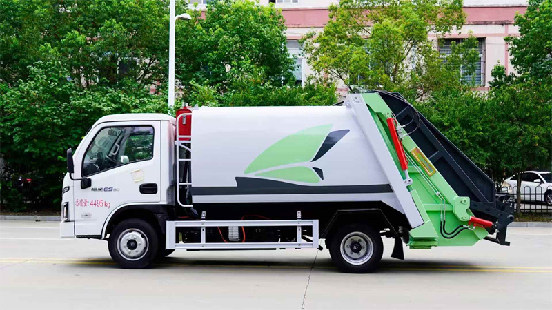 6方跃进纯电动压缩垃圾车