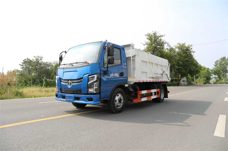 纯电动飞碟奥驰厢式垃圾车