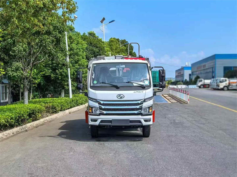 6方跃进蓝牌压缩垃圾车