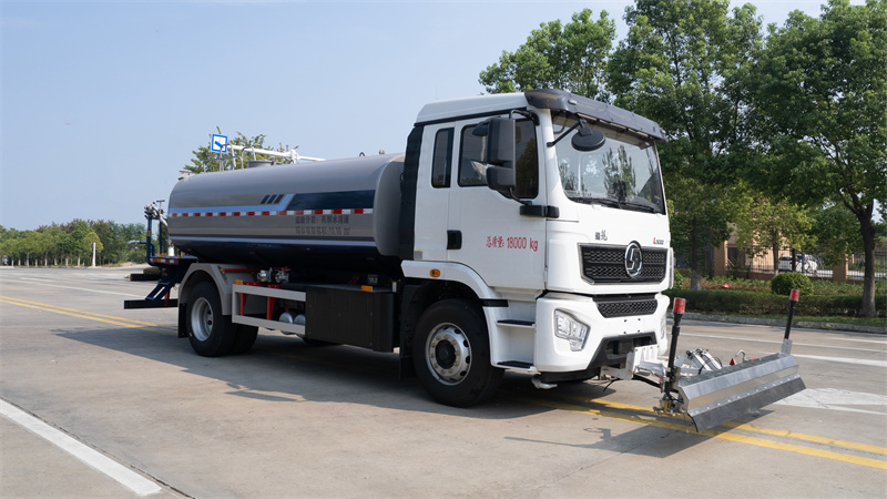 12吨陕汽德龙纯电动绿化喷洒车