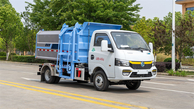 纯电动东风途逸5方挂桶垃圾车