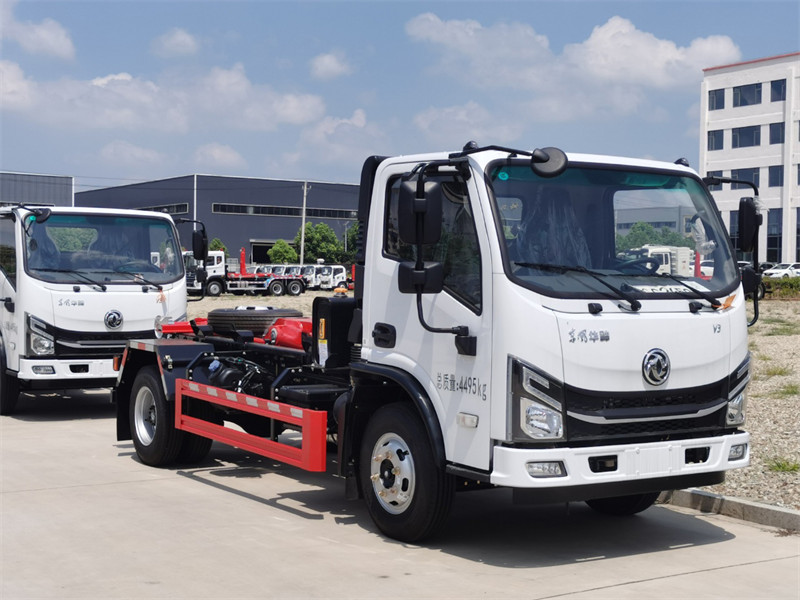 蓝牌东风华神勾臂车助您告别垃圾转运烦恼