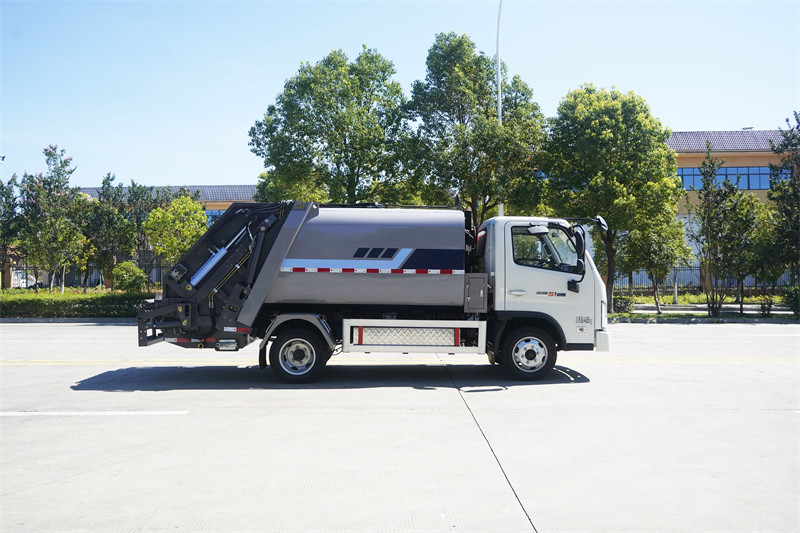 5方福田金刚纯电动压缩垃圾车