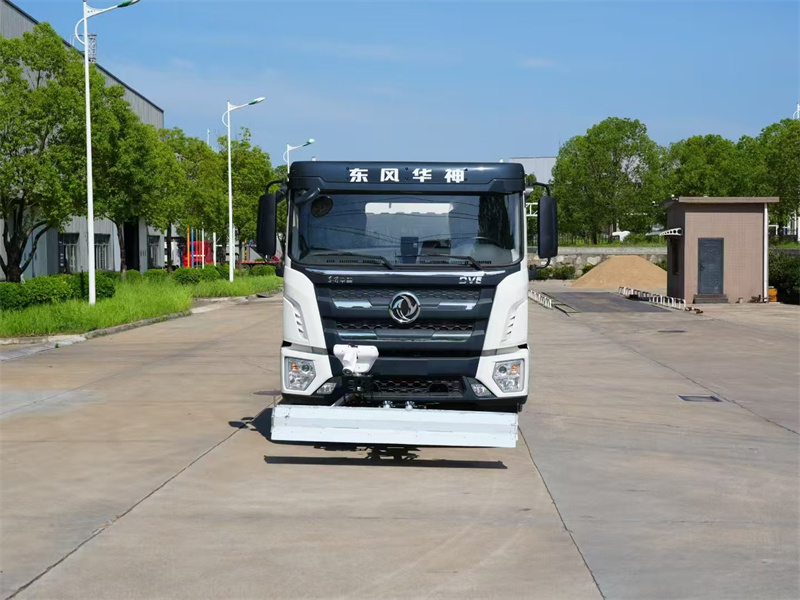 12吨东风华神纯电动清洗洒水车