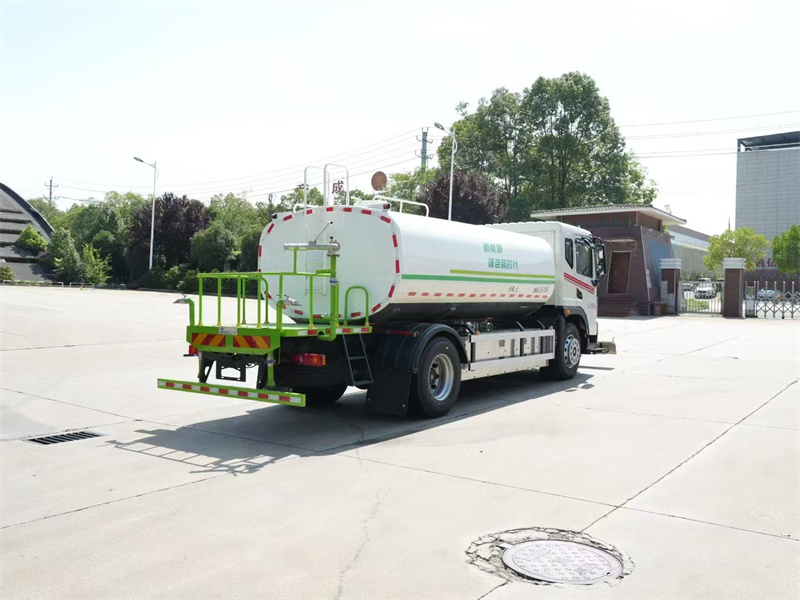 12吨东风华神纯电动清洗洒水车