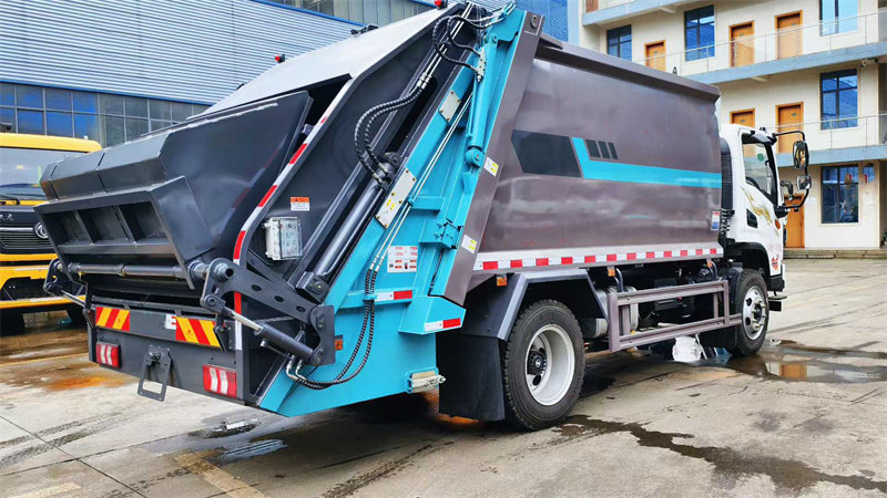 12方陕汽德龙压缩垃圾车