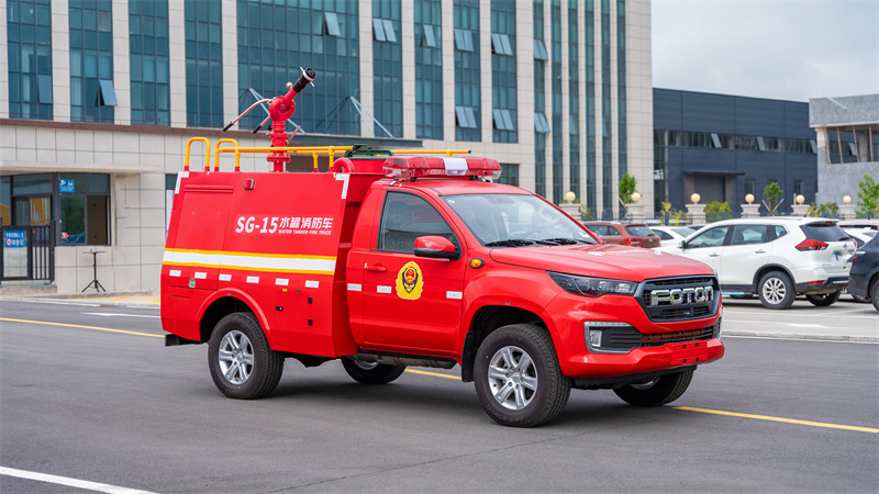 1.5吨福田皮卡四驱水罐消防车