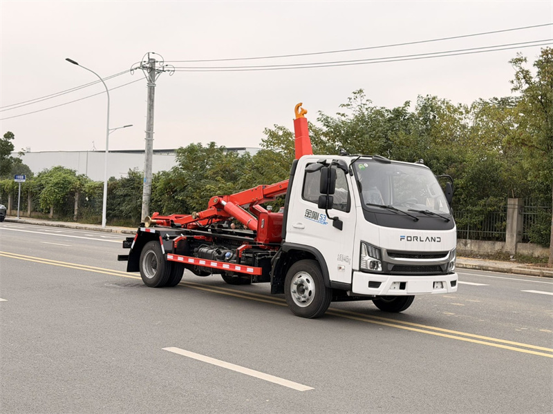 油电混动福田金刚S3勾臂垃圾车