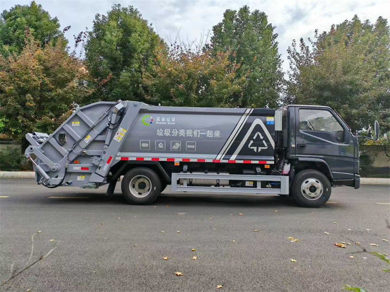 6方江铃顺达蓝牌地库压缩垃圾车