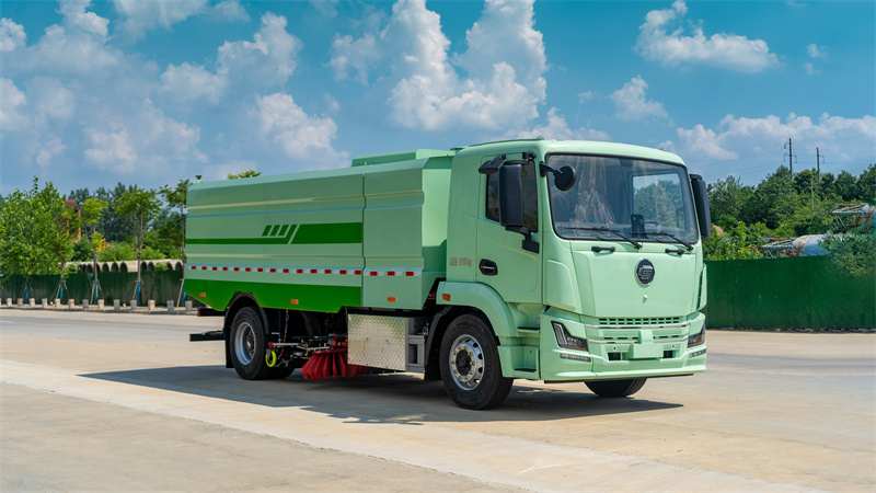 16方星辰纯电动道路洗扫车