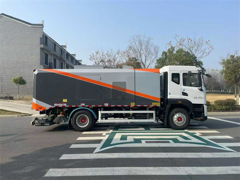 新款东风D9四季清扫车