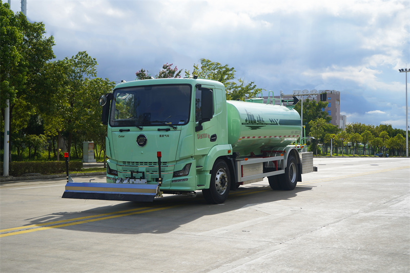 12吨星辰纯电动清洗洒水车