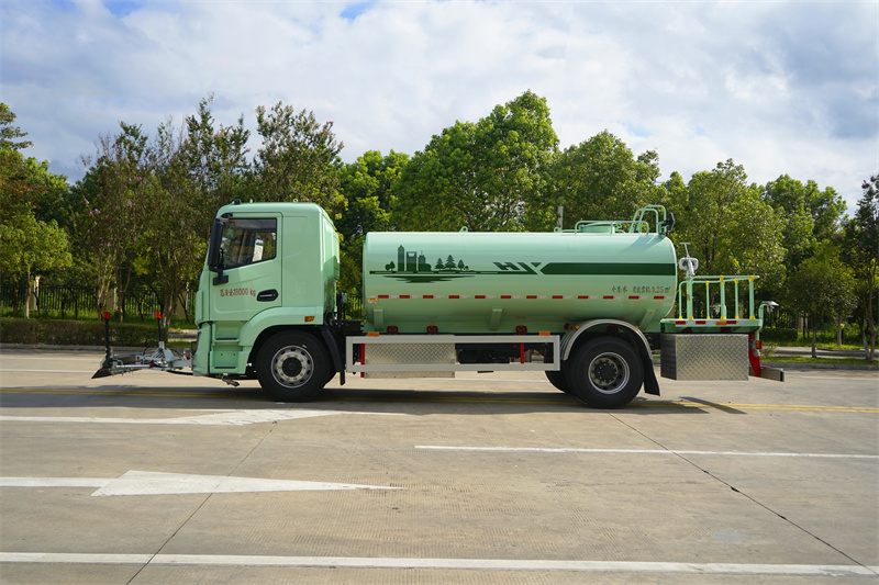 12吨星辰纯电动清洗洒水车