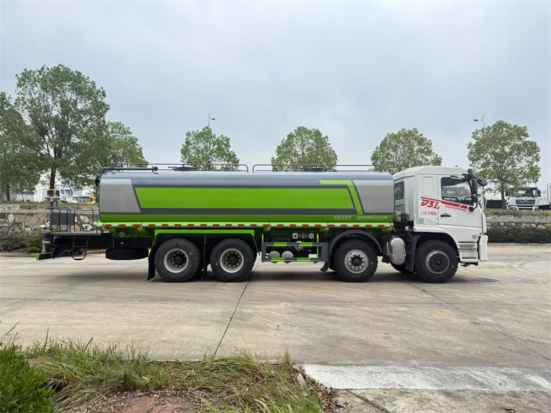 28吨东风专底D3L绿化喷洒车