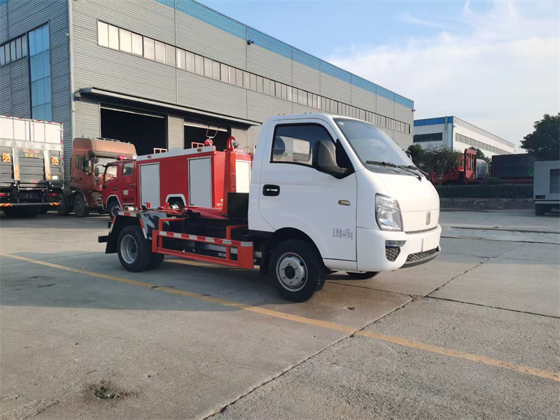 3方吉利纯电动勾臂垃圾车城乡转运好伙伴