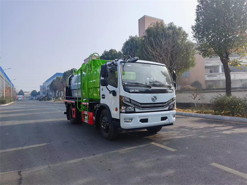 10方东风多利卡餐厨垃圾车