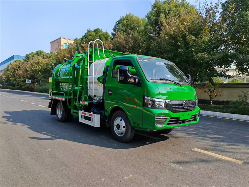 蓝牌6方东风途逸餐厨垃圾车