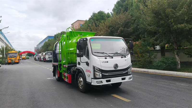 东风华神V3蓝牌餐厨垃圾车您的城市餐厨收运伙伴