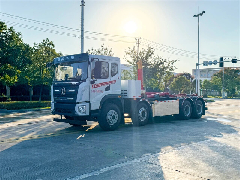 前四后八纯电动东风华神勾臂垃圾车